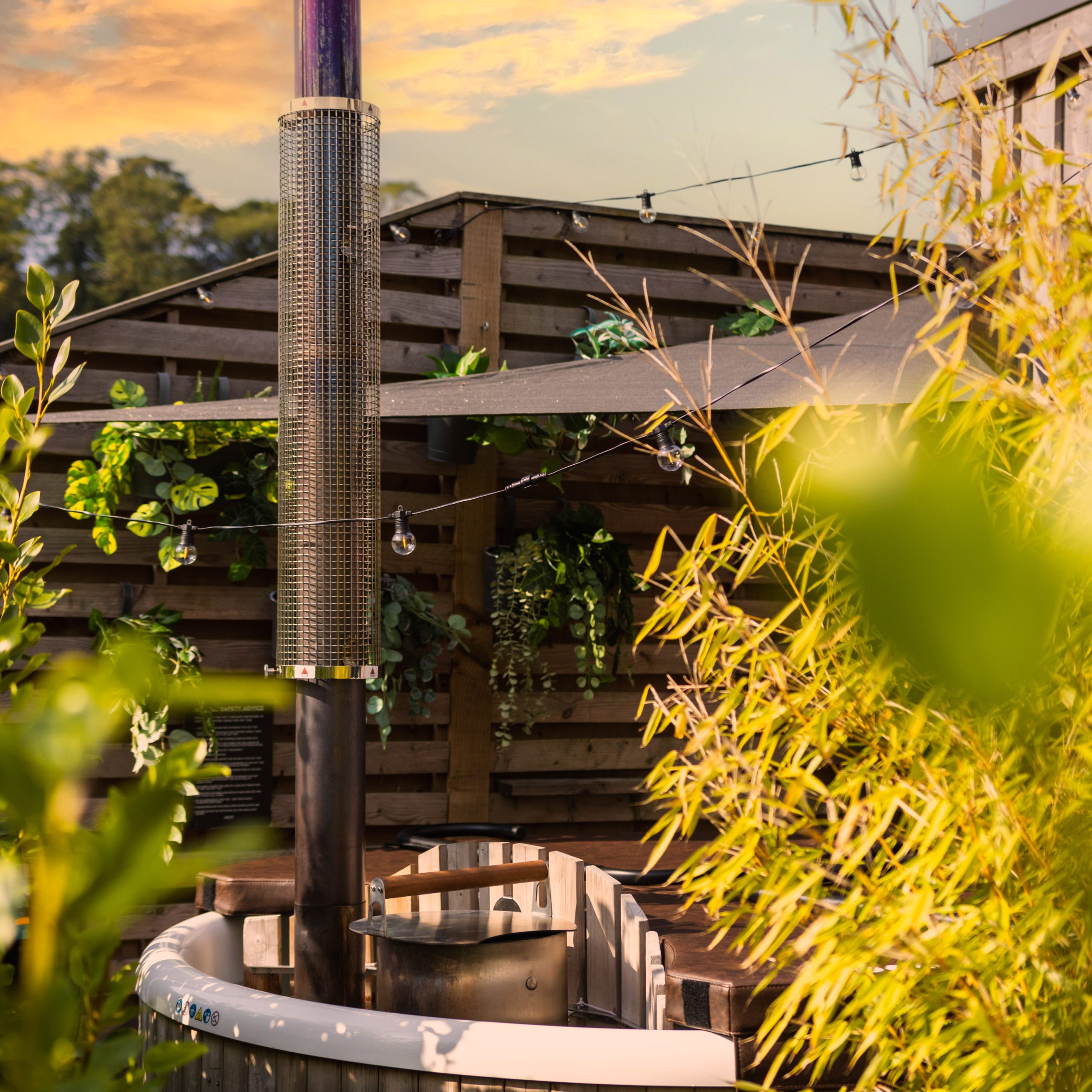 Wood-fired Hot Tub - Lodge in Scotland