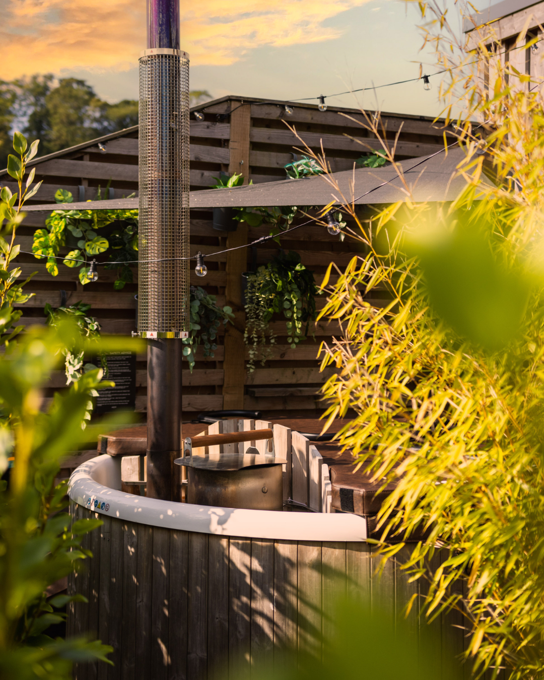 Wood-fired Hot Tub - Lodge in Scotland