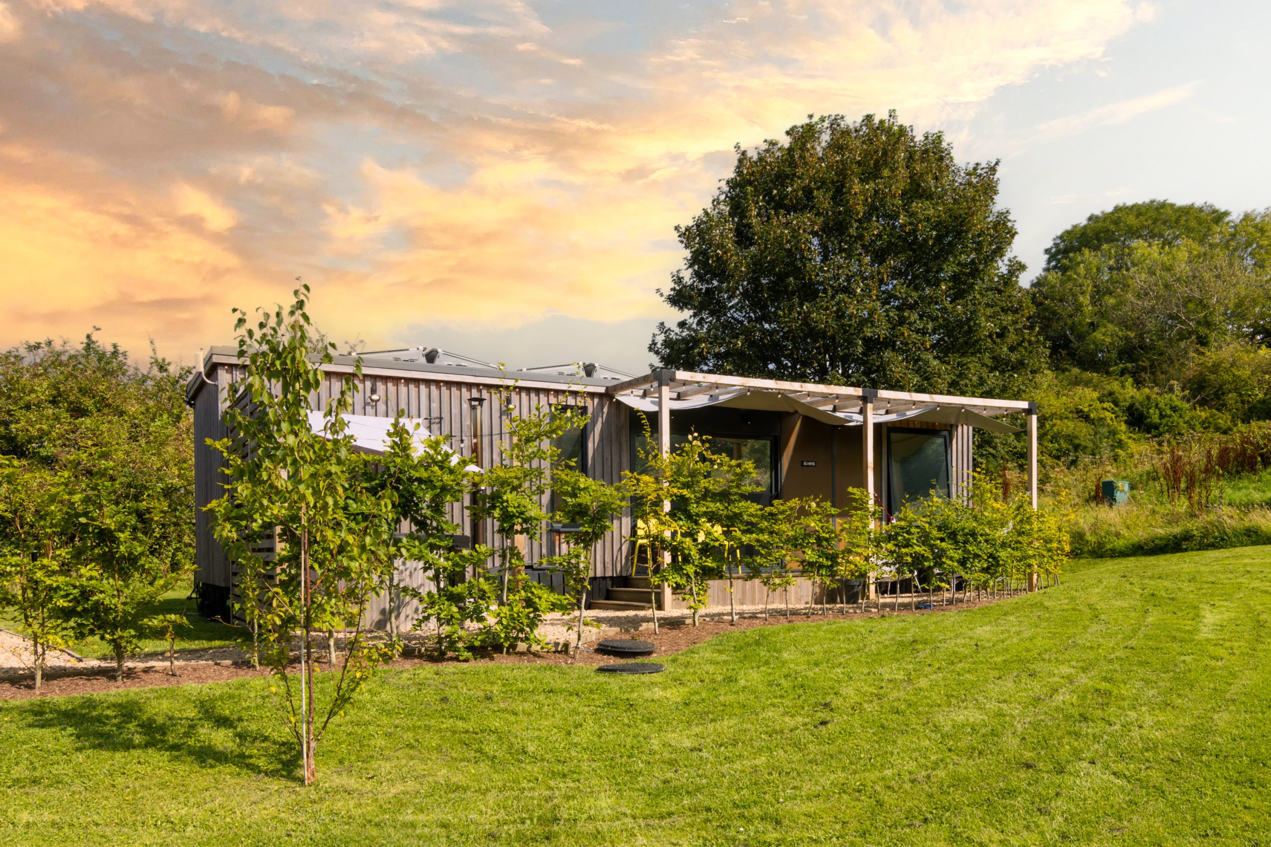 The Hive Cabin - Hot Tub Lodge