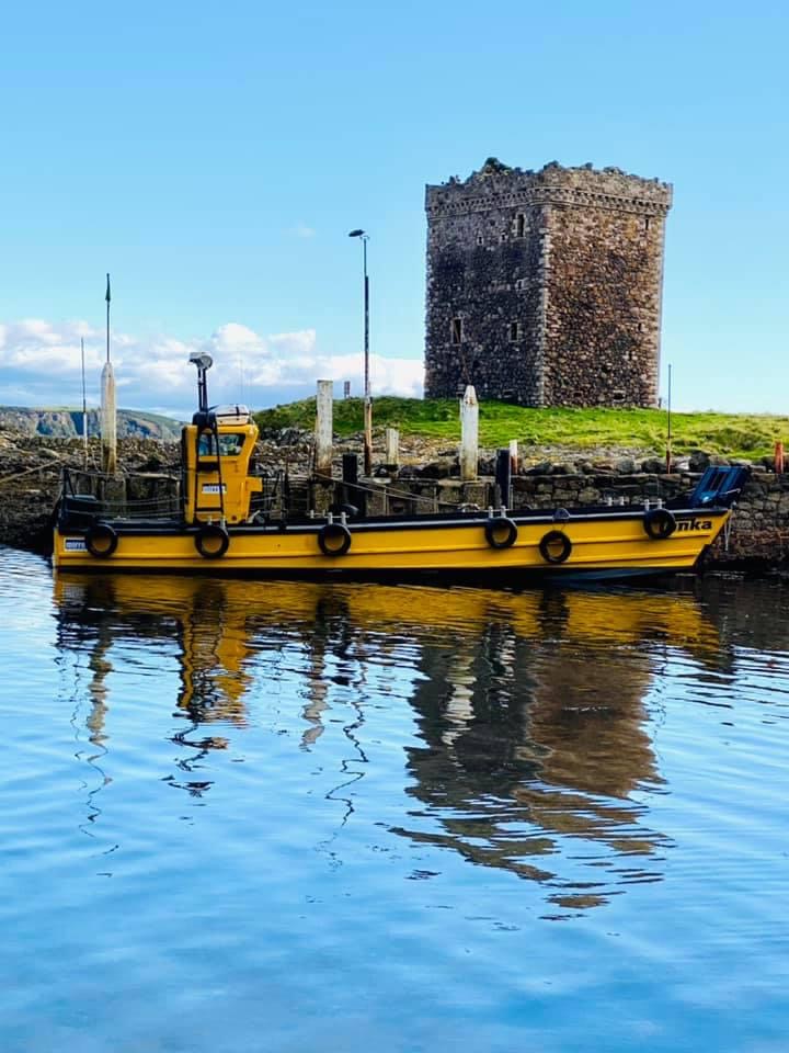 Clyde Charters Wee Cumbrae Castle Tonka