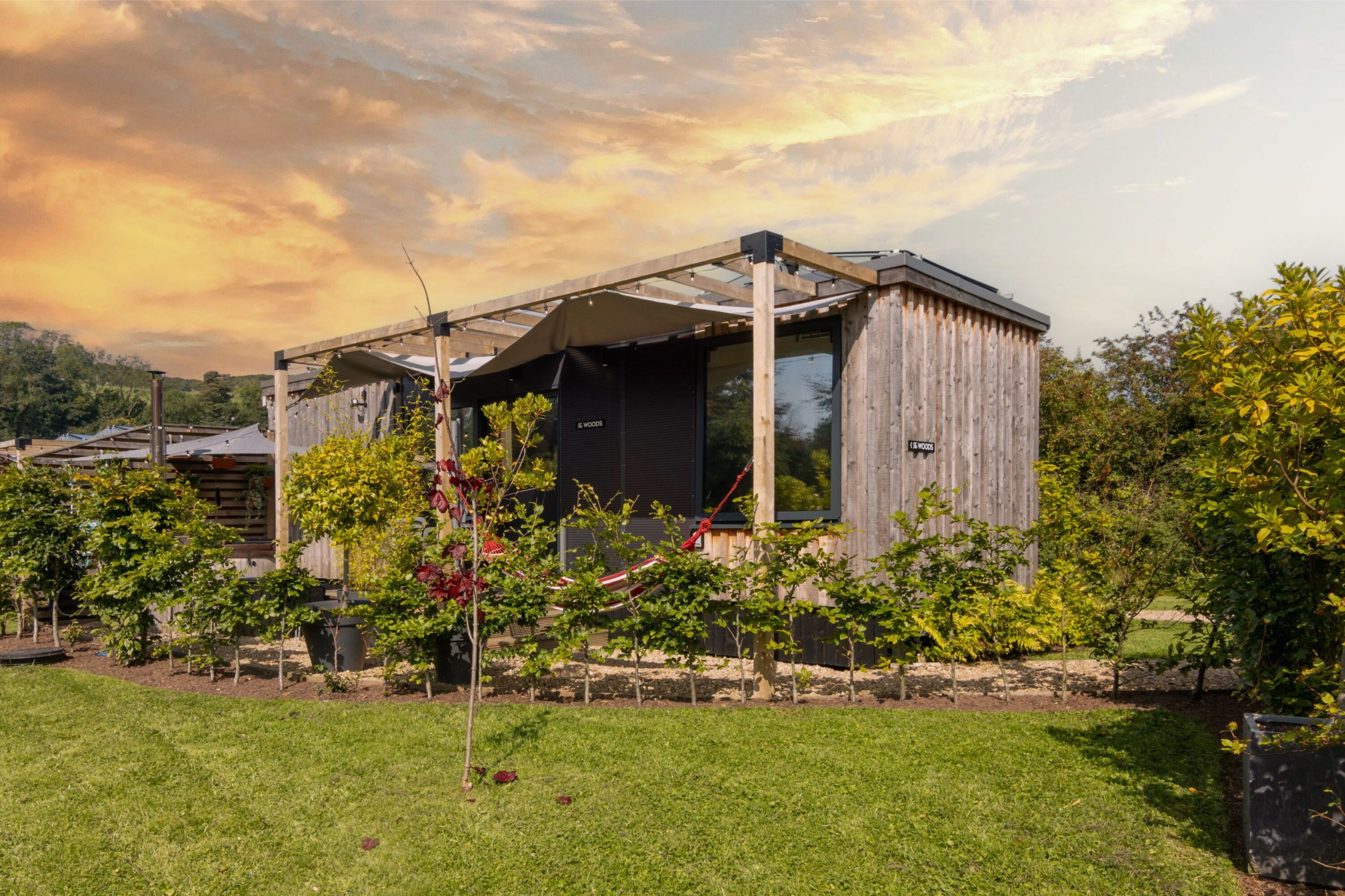 The Woods - Lodge with Hot Tub near Glasgow