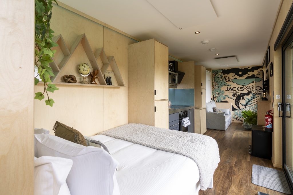 The Summit Cabin with hot tub - Internal space